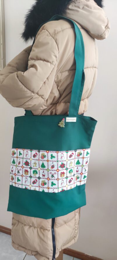 szatyor karácsonyi mintás zsebekkel