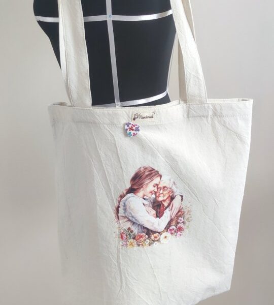 Vászontáska,ölelés nagymamával