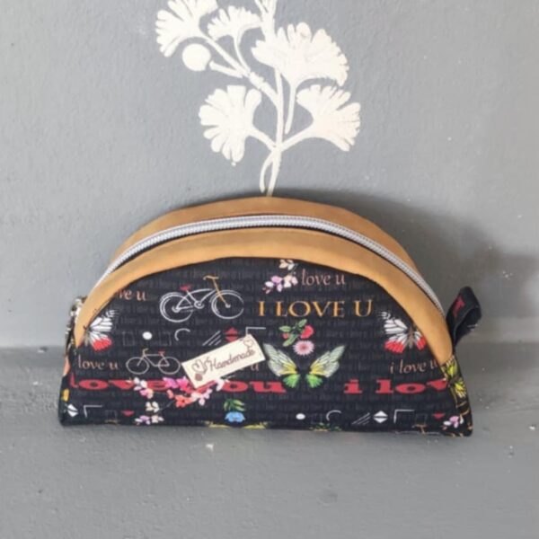 „Love U” neszeszer